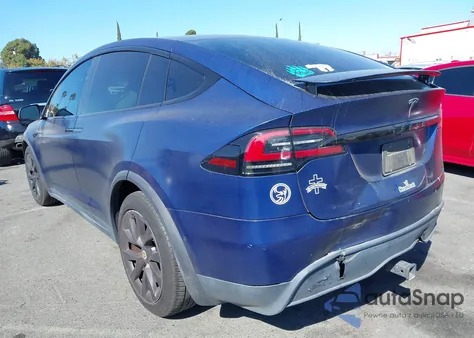 2022 Tesla Model X Dual Motor All-Wheel Drive/Plaid Tri Motor All-Wheel Drive from USA, damaged, VIN 7SAXCDE59NF337960